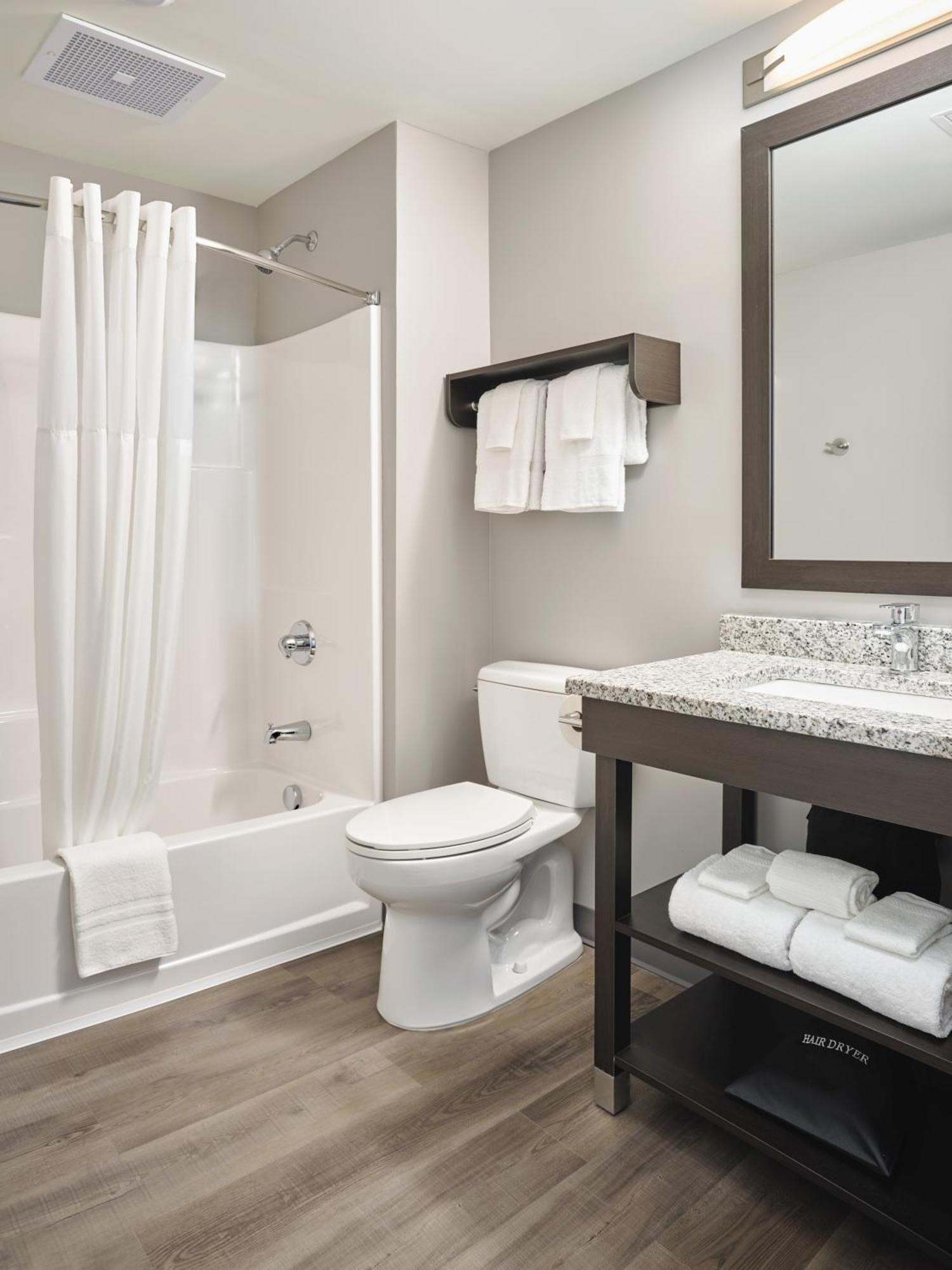 Stayapt Suites Окала Экстерьер фото